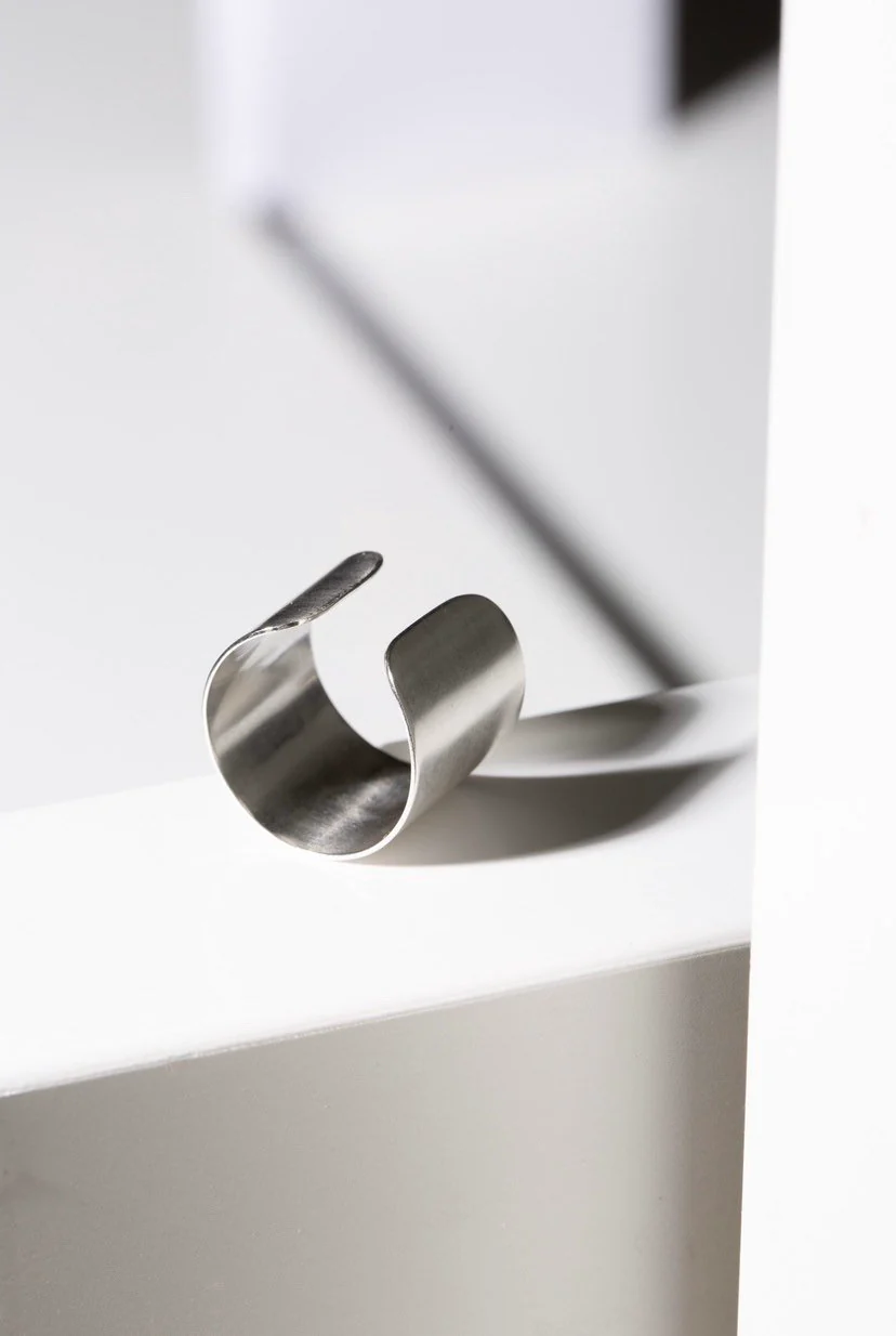 Silver Minimal Gap Ring - Image 3